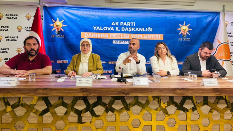AK Parti Yalova Teşkilatı İl Danışma Meclisi’nde Buluştu