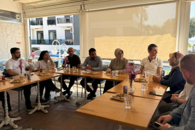VEKİL AKYOL ÇİFTLİKKÖY’DE MUHTARLARLA BULUŞTU