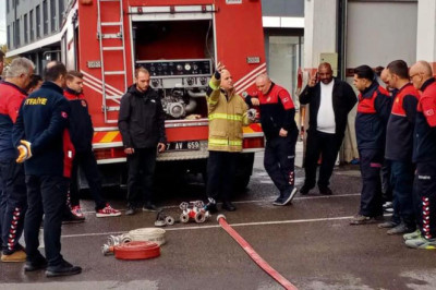 Yalova Belediyesi İtfaiyesi Ağustos Ayında 91 Yangına Müdahale Etti