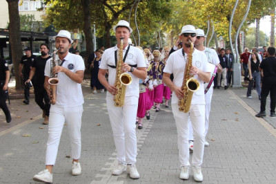 Aronya Festivali’nden Görkemli Açılış!