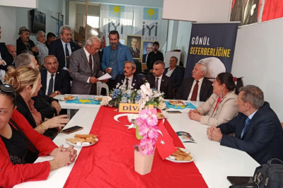 İYİ Parti, Çınarcık ve Çiftlikköy İlçe Kongrelerini Gerçekleştirdi!