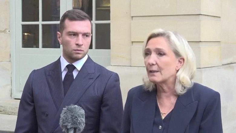 Fransa'da aşırı sağın ayak sesleri!