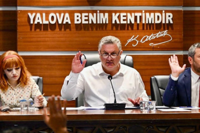 Yalova Belediyesi Meclisi Toplanıyor