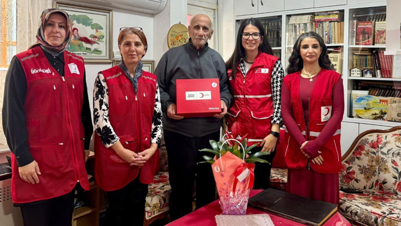 ‘Öğretmenler, Geleceği Aydınlatan Gizli Kahramanlardır’