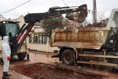 YALOVA BELEDİYESİ HER NOKTADA ÇALIŞIYOR