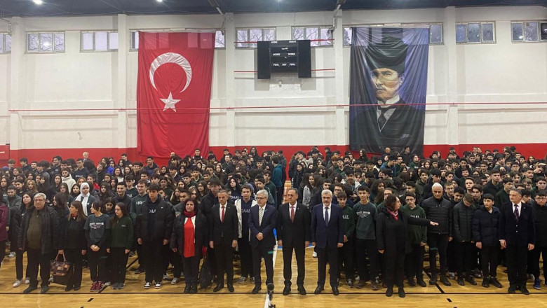Yalova’da İkinci Dönem “İlk Ders: Bayrak” Temasıyla Açıldı