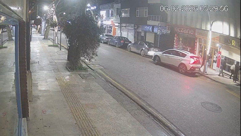 Kepenk Kumandasını Kopyalayıp 90 Saniyede 1,5 Kilo Altın Çalmışlar