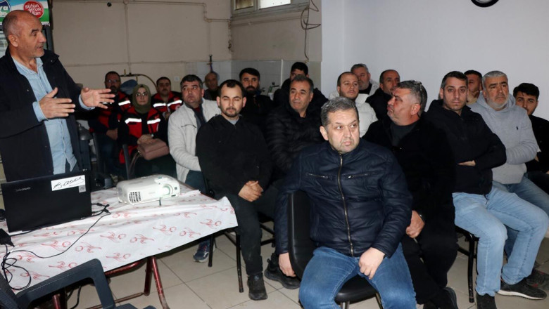 Yalova’daki Toptancı Hal İşletmelerine Pestisit ve Gıda Hijyeni Eğitimi