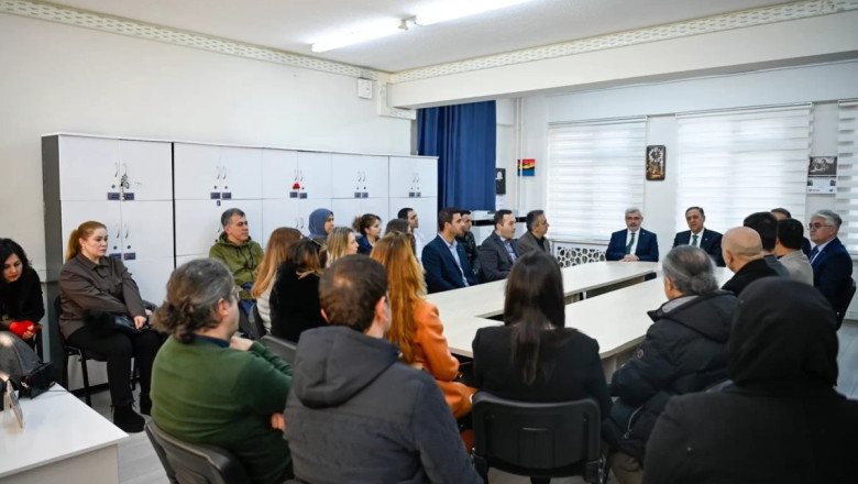 SEVİM GÖĞEZ ORTAOKULU’NDA BAYRAK TÖRENİ