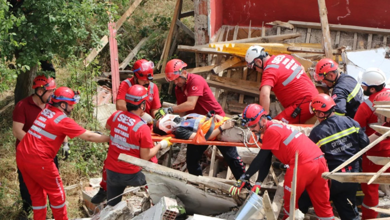‘ÇİFTLİKKÖY’DE SOMUT ADIMLAR ATTIK’