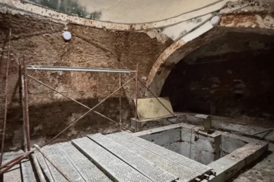 TARİHİ DOKU KORUNARAK YENİLENİYOR