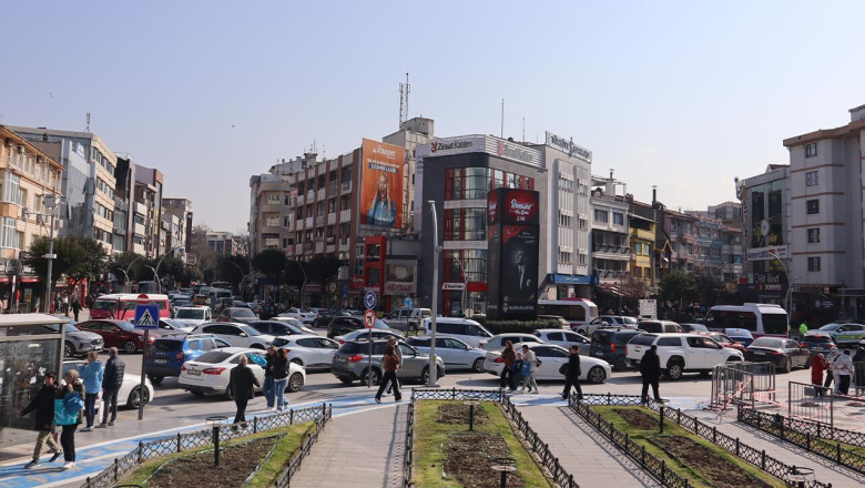 Yalova’da Bayram Telaşı: Çarşı Doldu Taştı