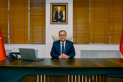 Vali Dr. Ahmet Hamdi Usta’dan 18 Mart Mesajı: “Çanakkale, Milletin Diriliş Destanıdır”