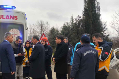 YALOVA’DA SERVİS MİDİBÜSÜ DEVRİLDİ