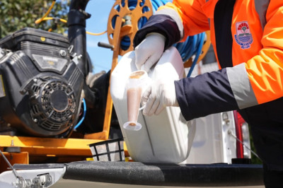 SİVRİSİNEK VE KARASİNEKLERLE MÜCADELE SÜRÜYOR