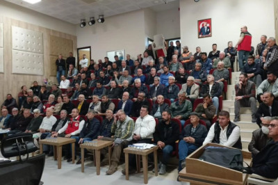 ALTINOVA’DA ÇİFTÇİLERE B-REÇETE EĞİTİMİ VERİLDİ