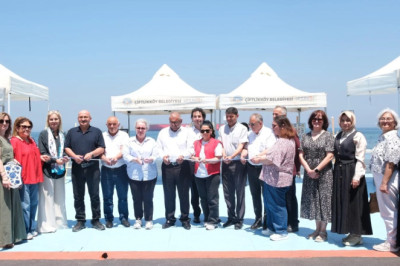 ÇİNİ KURSİYERLERİ ESERLERİNİ SERGİLEDİ