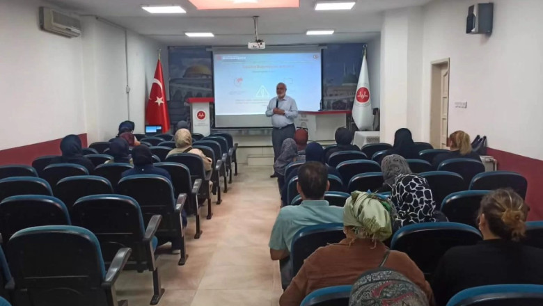 İUP ÇALIŞANLARINA EĞİTİM SEMİNERİ