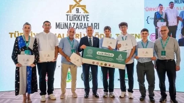 ÖDÜL TÖRENİ YALOVA’DA GERÇEKLEŞTİRİLDİ