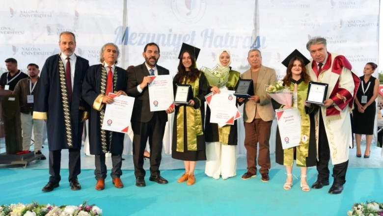 ‘YOLUNUZ AÇIK OLSUN GENÇLER!’