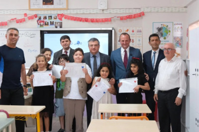 ÇİFTLİKKÖY’DE KARNE HEYECANI YAŞANDI