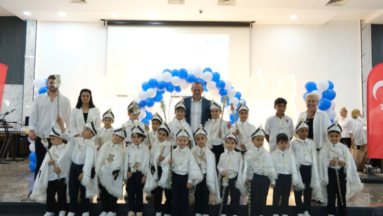 ÇİFTLİKKÖY’DE GELENEKSEL SÜNNET ŞÖLENİ COŞKUSU