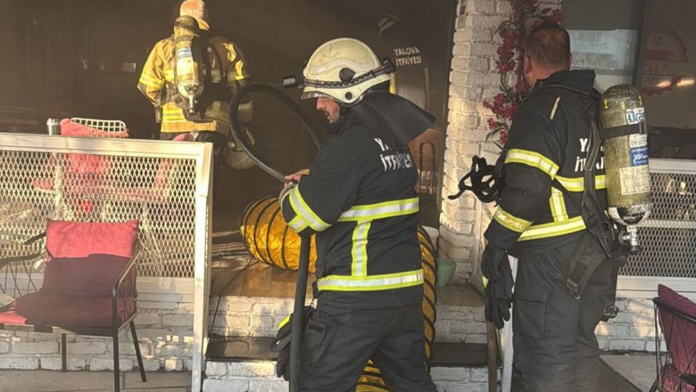 Yalova'da Peş Peşe Çıkan İki Yangın Kontrol Altına Alındı
