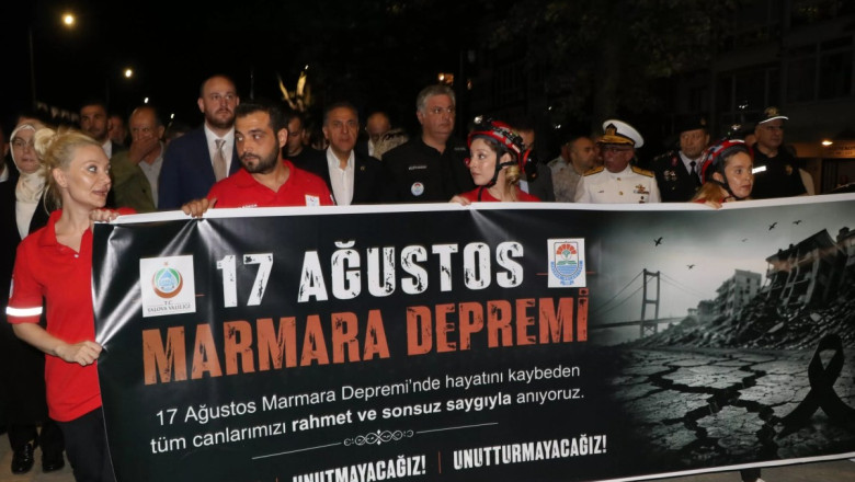SAAT 03.02’DE HAYAT DURDU!