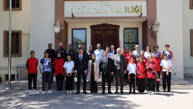 Erzincan Valisi Sporcuları Kabul Etti