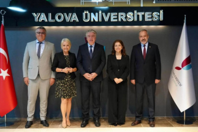 REKTÖR YARDIMCILIĞINDA GÖREV DEĞİŞİMİ