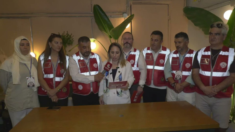 Kademeli emeklilikle adalet isteyenler Kadıköy'den seslendi: Bu meseleyi seçim sandığı gelmeden çözelim