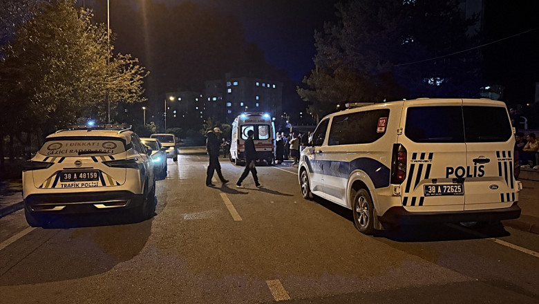 Kayseri'de bıçaklı kavgada 3 genç yaralandı