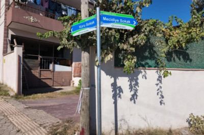YALOVA’NIN 4 KÖYÜNDE 52 SOKAK TABELASI YENİLENDİ