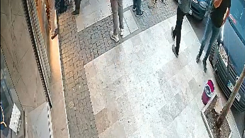Manisa Salihli'de kuyumcu soygununda şüpheliyi esnaf yakaladı, 2 kişi yaralandı