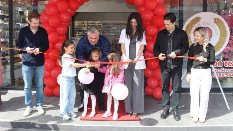 Ada Eczanesi Yalova’da Hizmete Açıldı