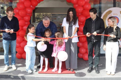 Ada Eczanesi Yalova’da Hizmete Açıldı