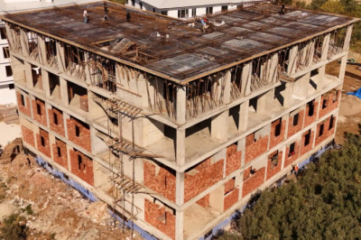 ARMUTLU’DA AİLE SAĞLIĞI MERKEZİ YÜKSELİYOR