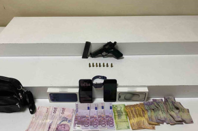 Beyoğlu'nda camiden 5 bin euro, 3 bin dolar, 5 bin Suudi riyali çalan kişi tutuklandı