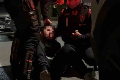 Kayseri'de dur ihtarına uymayan sürücü 335 bin TL ceza yazılınca sinir krizi geçirdi