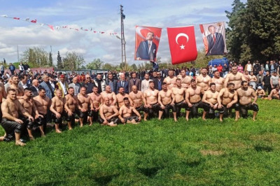 7. Hersek Yağlı Güreşleri’nin başpehlivanı Hüseyin Gümüşalan oldu