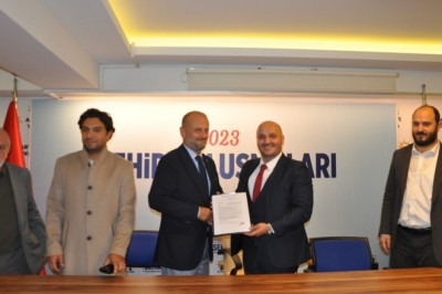 CEM GÜMÜŞ AK PARTİ KADIKÖY BAŞKAN ADAY ADAYLIĞINI AÇIKLADI