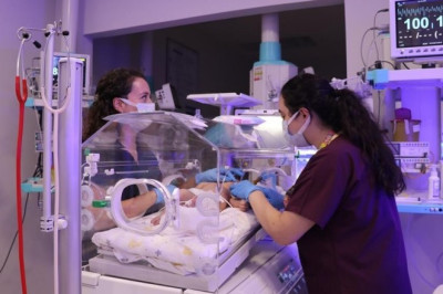 ÇOCUK YOĞUN BAKIM ÜNİTESİ  HİZMET VERMEYE BAŞLADI