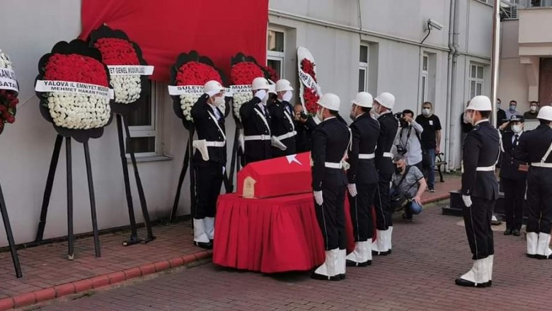 Dur İhtarına Uymayan Aracın Çarptığı Polis Memuru Toprağa Verildi