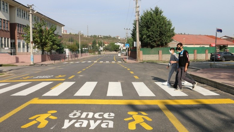 İSMETPAŞA MAHALLESİ’NDEKİ 18 YILLIK ASFALT SORUNU ÇÖZÜLDÜ