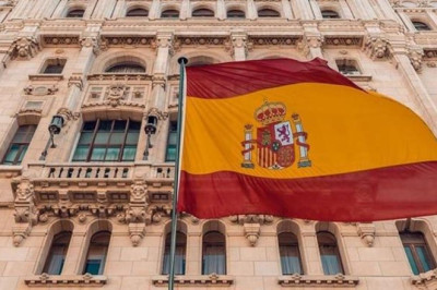 İspanya 'altın vize' uygulamasını sonlandırıyor