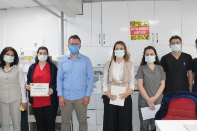 KAHRAMANLARA KUTLAMA