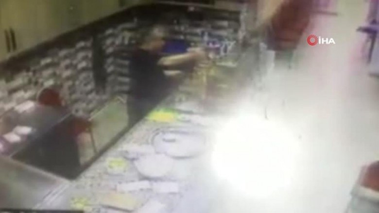 Müşterisinin çayına tüküren sanığa beraat