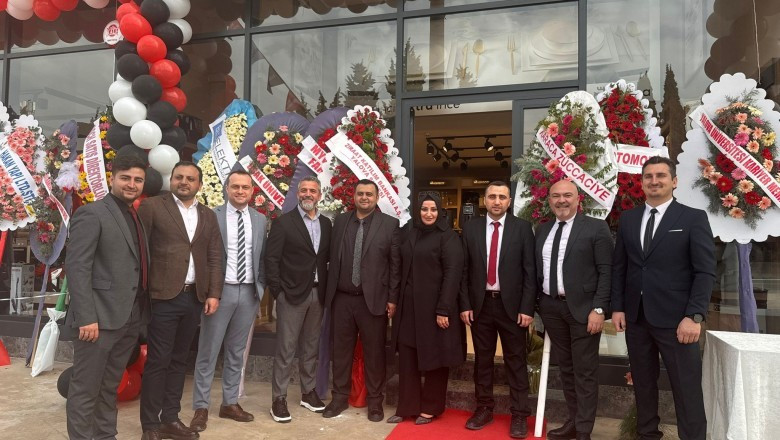 Onurlu DTM, Yalova-İzmit Karayolunda Bosch ve Karaca Şubelerini açtı.