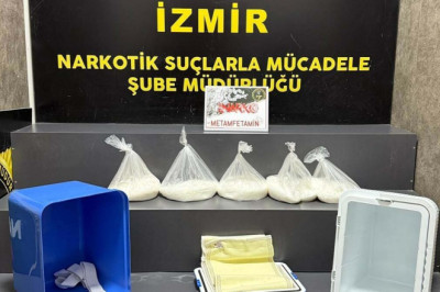 Otomobildeki buzlukta uyuşturucu ele geçirildi: 1 tutuklama