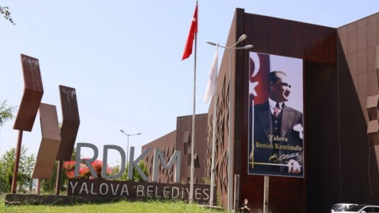RDKM’DEKİ ATATÜRK GÖRSELİ YENİLENDİ